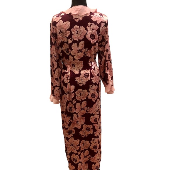 Sensara full length ruffled robe size medium - Picture 5 of 6